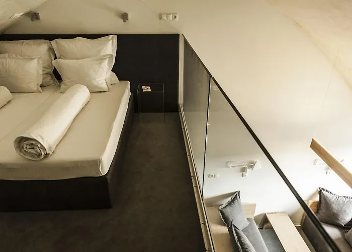 Hot_Elarnia Hotel & Spa Hotel 4*